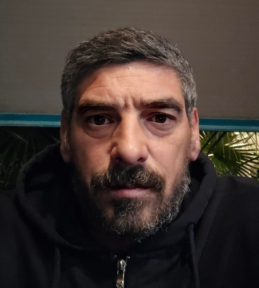 Profil de Lhacene